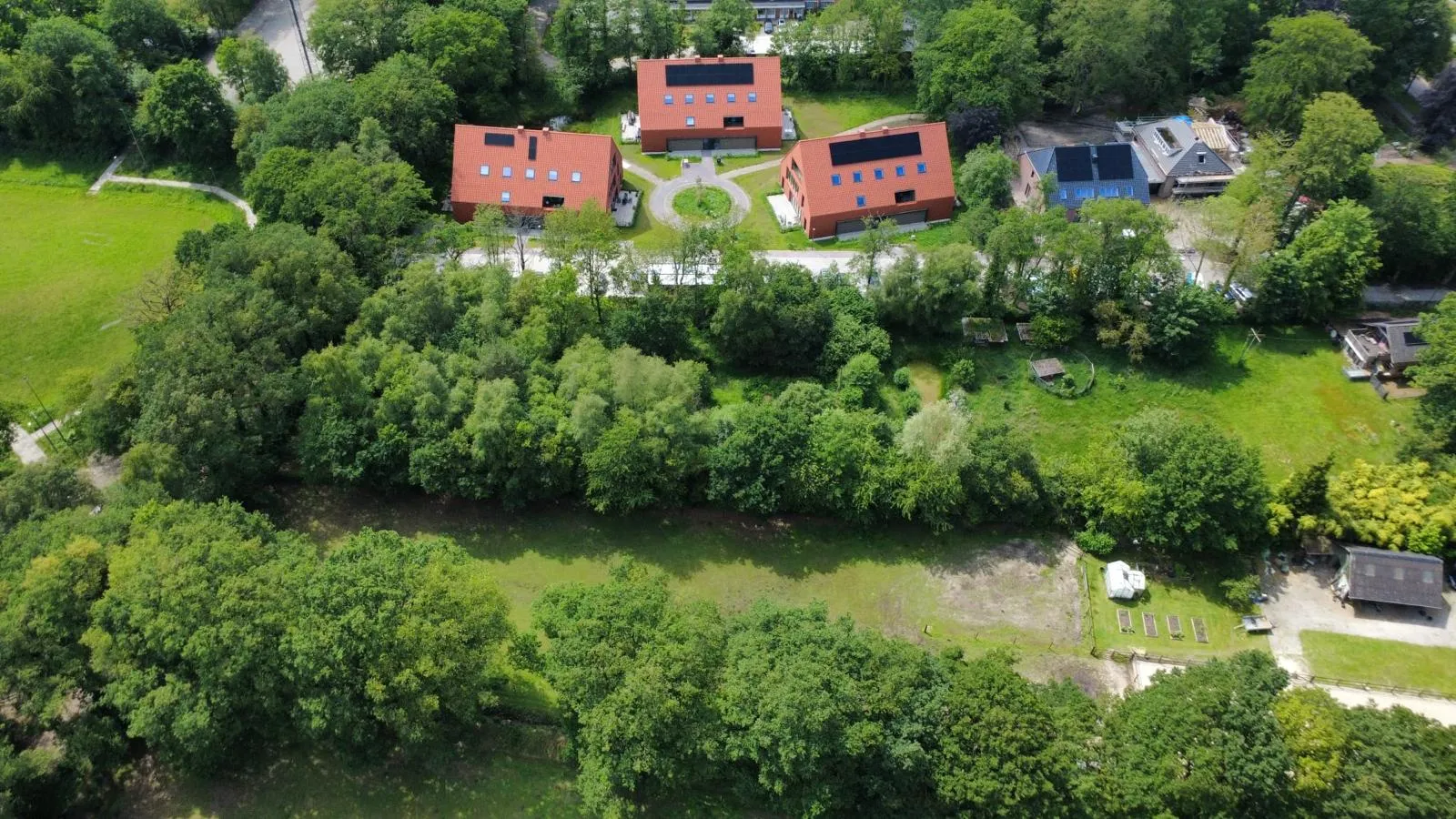 Project: Drie zorgwoningen te Vries